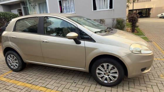 FIAT PUNTO 1.4 ATTRACTIVE 8V FLEX 4P MANUAL